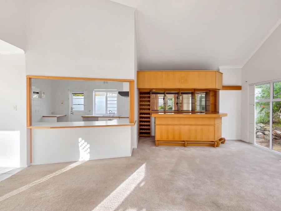 2 Bedroom Property for Sale in Rondebosch Western Cape